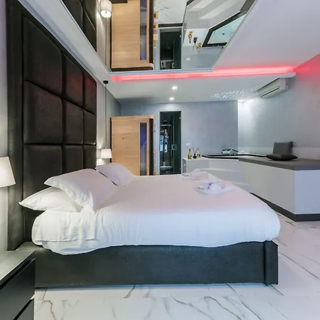 Comola Luxury 3* Nápoles